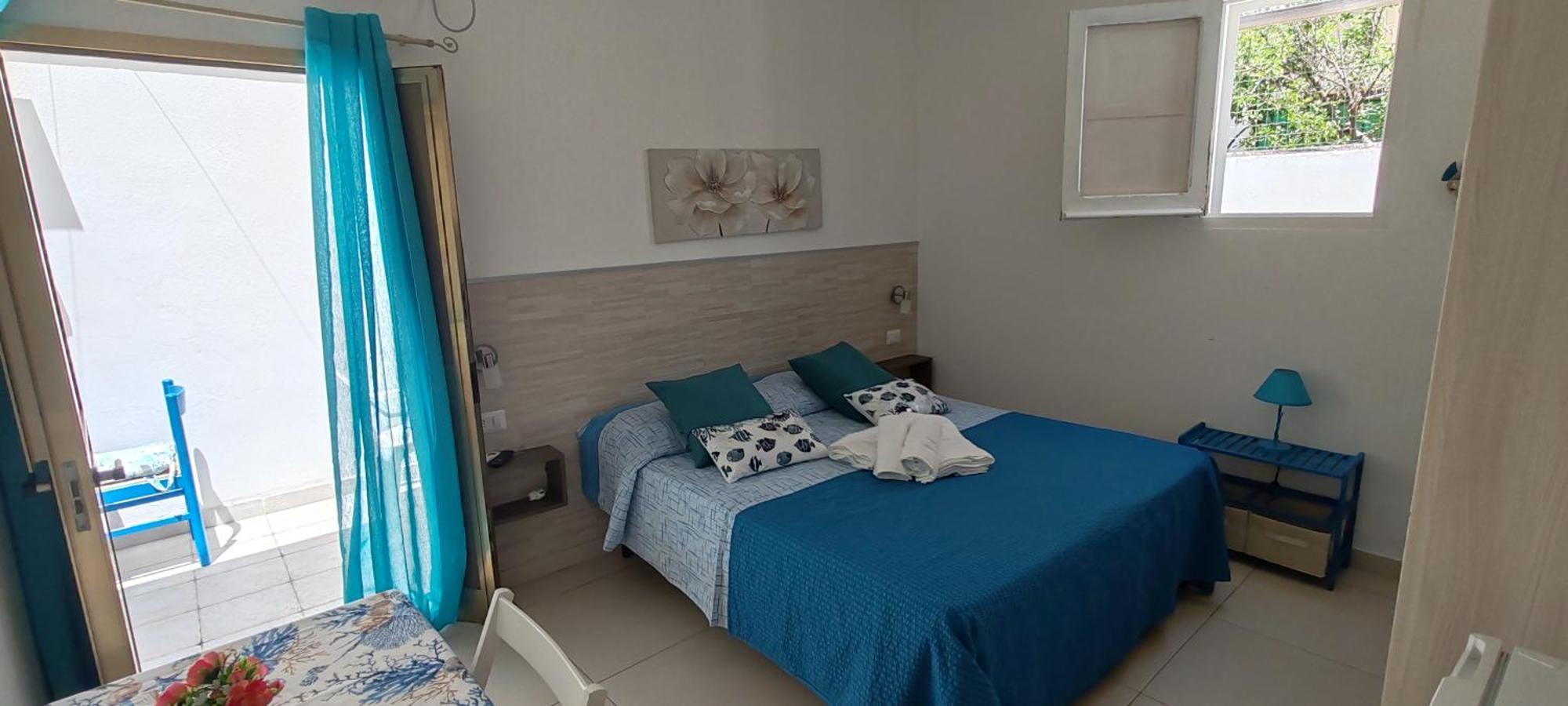 Отель Cortili Del Mar Торре-Сан-Джованни-Удженто Экстерьер фото