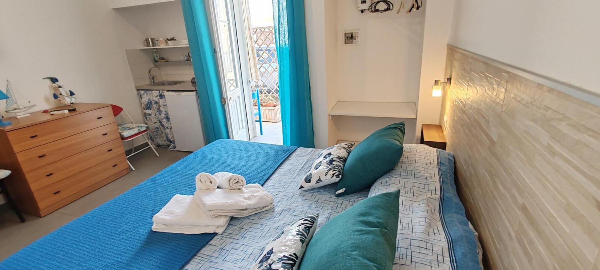 Отель Cortili Del Mar Торре-Сан-Джованни-Удженто Экстерьер фото