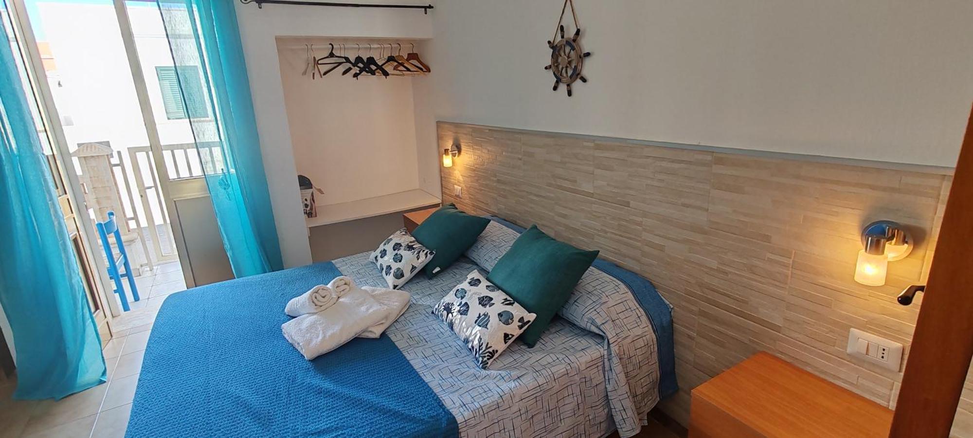 Отель Cortili Del Mar Торре-Сан-Джованни-Удженто Экстерьер фото